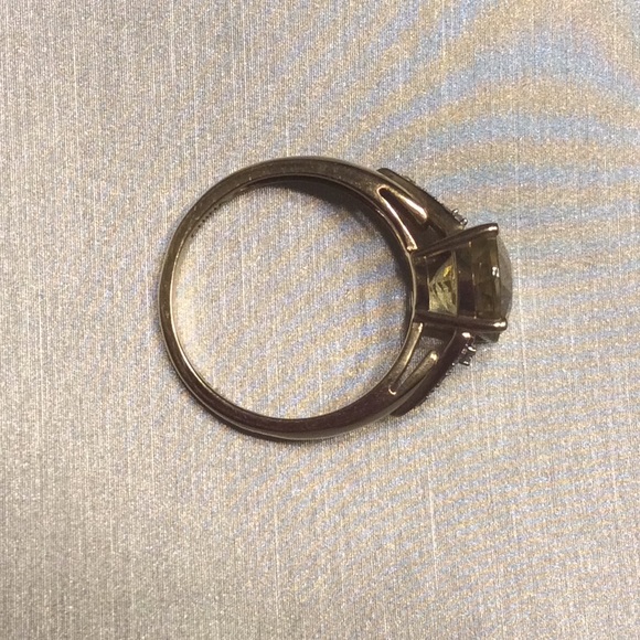 😍14 Kt Gold Limon Quartz & Diamond Ring😍 - Picture 5 of 8